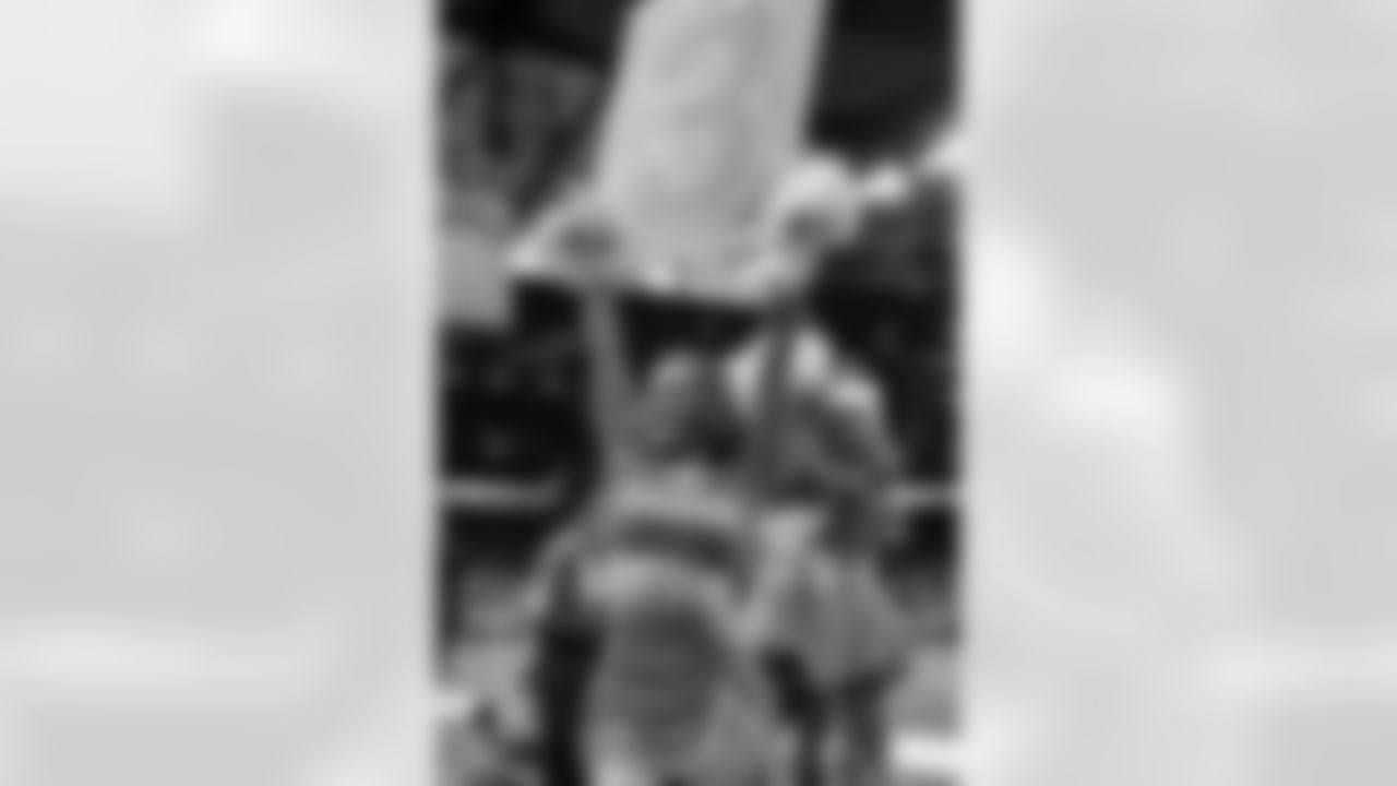 Detroit Lions Cheerleaders perform during an NFL football game against the Green Bay Packers on Thursday, Nov. 27, 2025 in Detroit. (Mike Ferdinande/Detroit Lions)