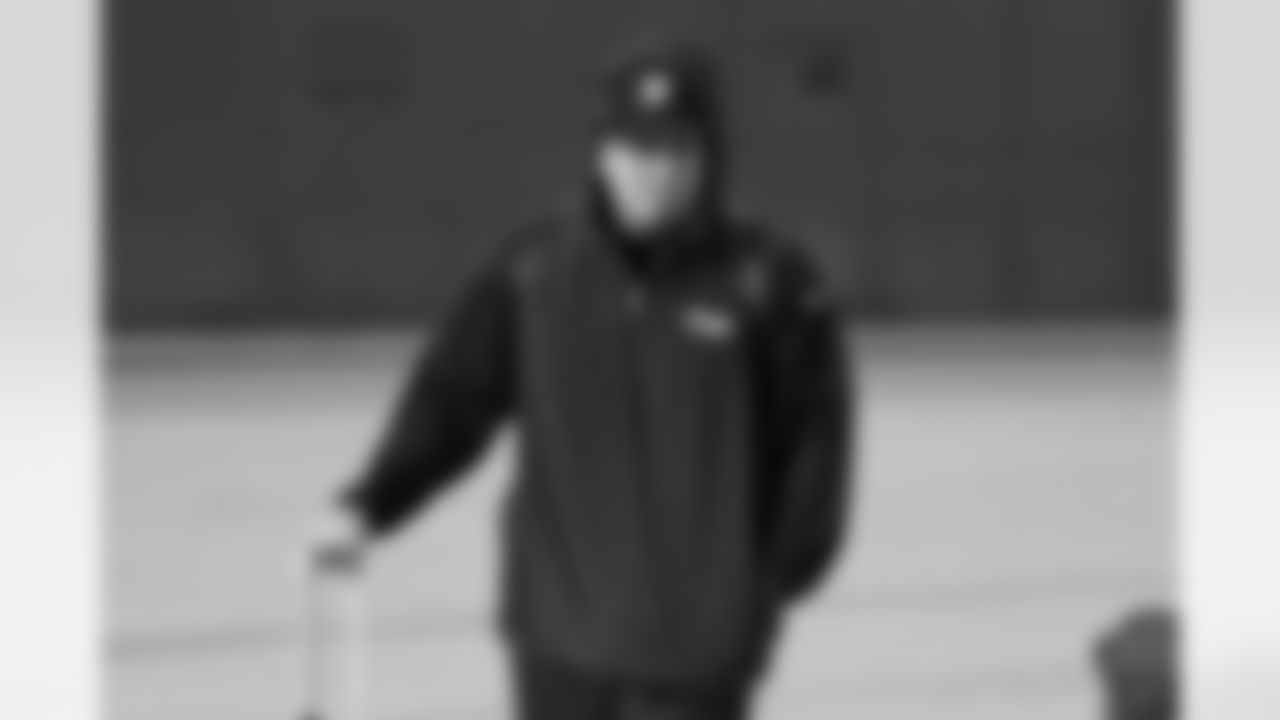 Detroit Lions defensive lineman Roy Lopez (51) travels to Minneapolis on Dec. 24, 2025. (Jeff Nguyen/Detroit Lions via AP)