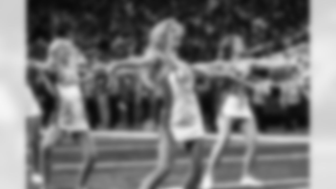 Detroit Lions Cheerleaders perform during a NFL football game against the Chicago Bears on November 19, 2023 in Detroit. (Mike Ferdinande/Detroit Lions)
