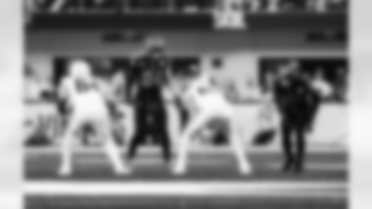 Detroit Lions linebacker Alex Anzalone (34) and Detroit Lions linebacker Derrick Barnes (55) during an NFL football game against the Minnesota Vikings on Thursday, Dec. 25, 2025 in Minneapolis. (Jeff Nguyen/Detroit Lions via AP)