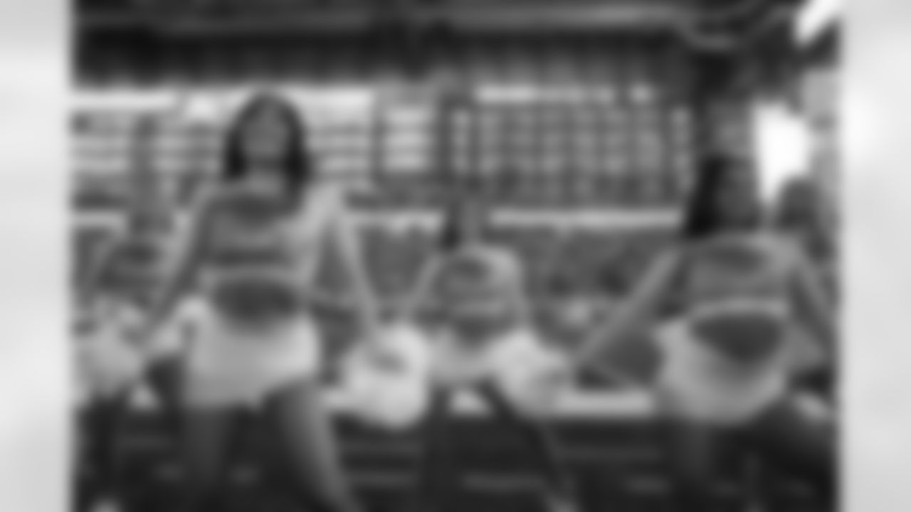 Detroit Lions Cheerleaders perform during an NFL football game against the Dallas Cowboys on Thursday, Dec. 4, 2025 in Detroit. (Mike Ferdinande/Detroit Lions)