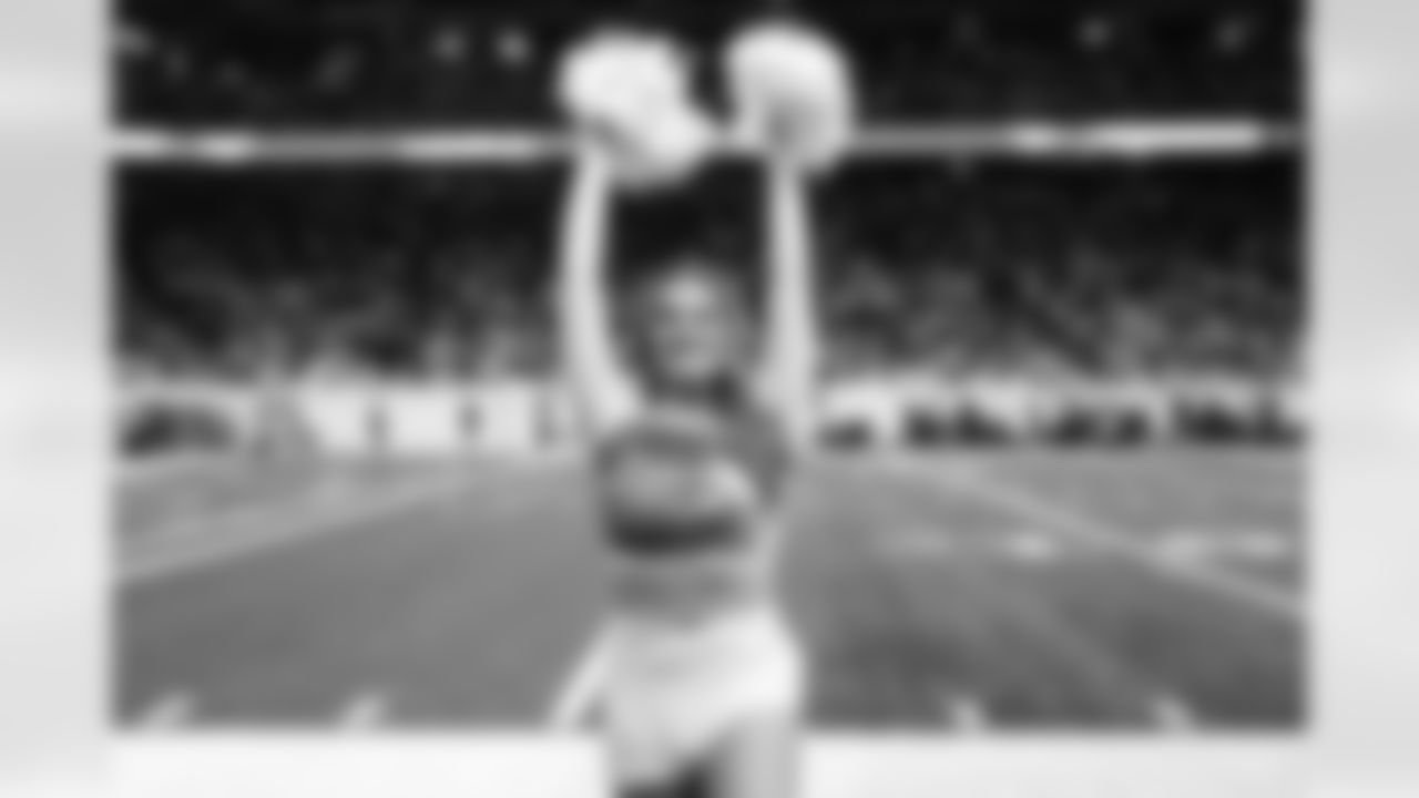 Detroit Lions Cheerleaders perform during an NFL football game against the Dallas Cowboys on Thursday, Dec. 4, 2025 in Detroit. (Mike Ferdinande/Detroit Lions)