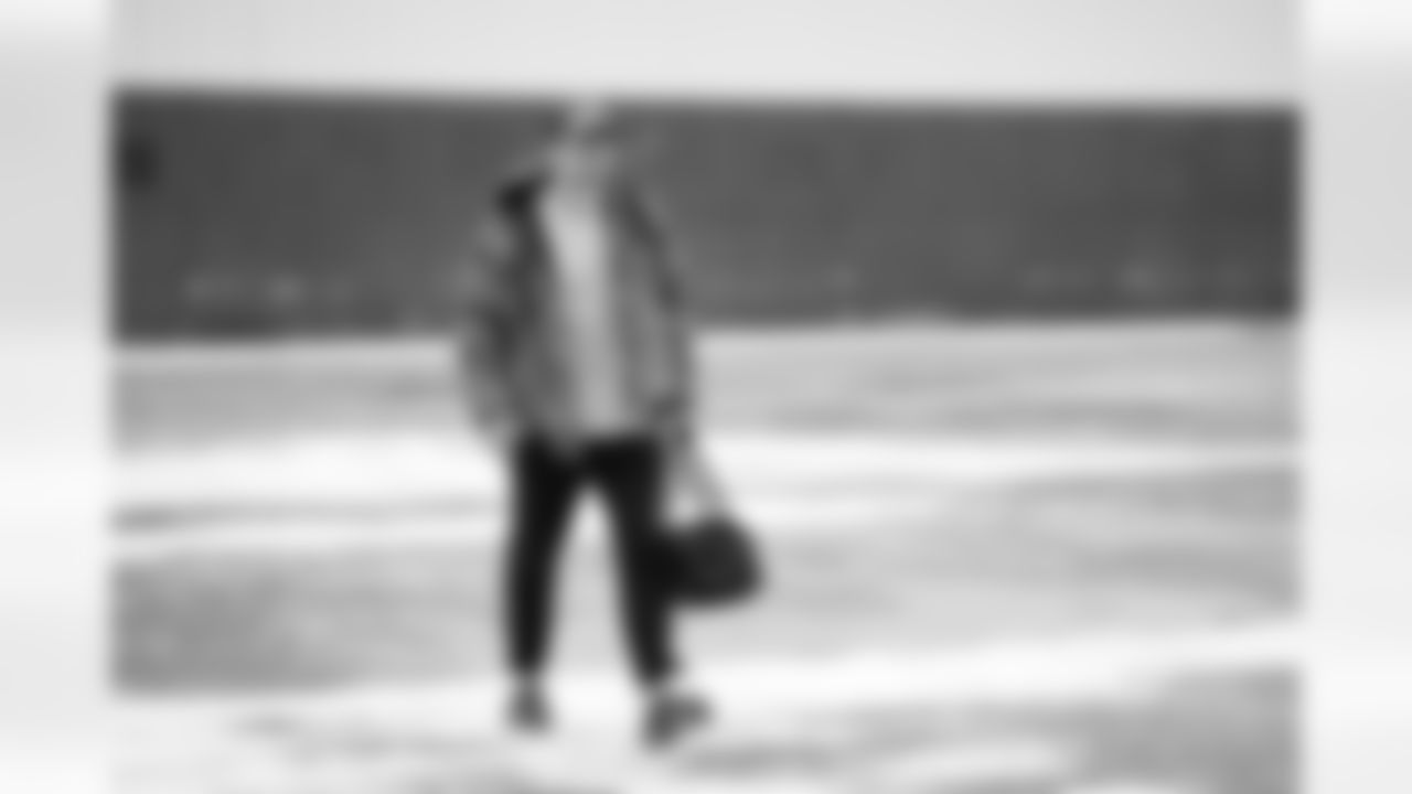 Detroit Lions linebacker Jack Campbell (46) travels to Chicago on Jan. 3, 2026. (Jeff Nguyen/Detroit Lions via AP)