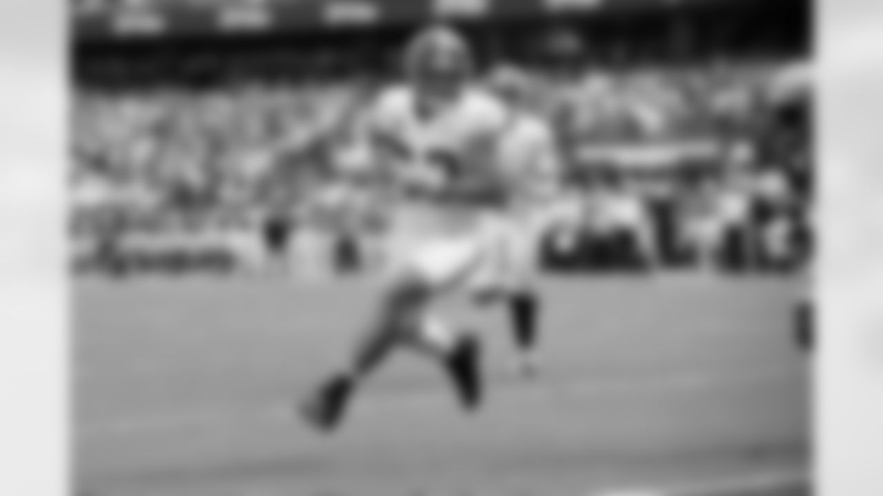 Alabama TE Josh Cuevas (80)