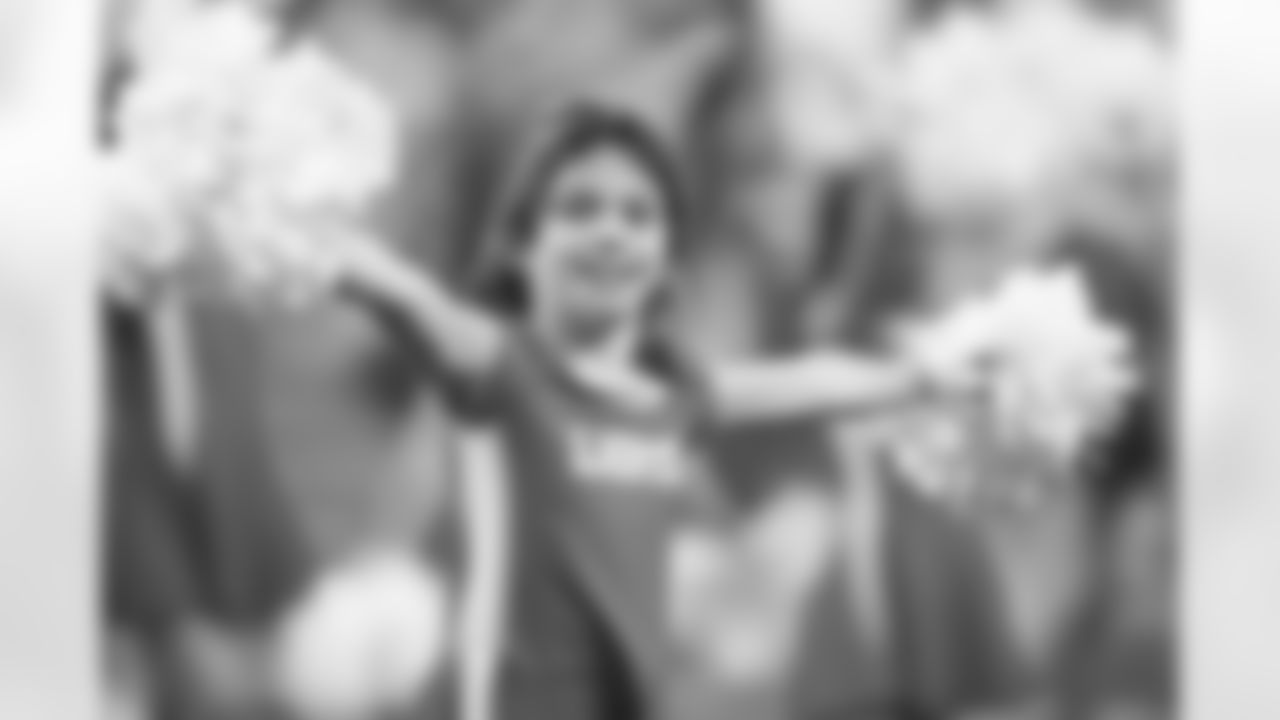 Detroit Lions Junior Cheer Clinic performs at halftime during an NFL football game against the Pittsburgh Steelers on Sunday, Dec. 21, 2025 in Detroit. (Jeff Nguyen/Detroit Lions via AP)