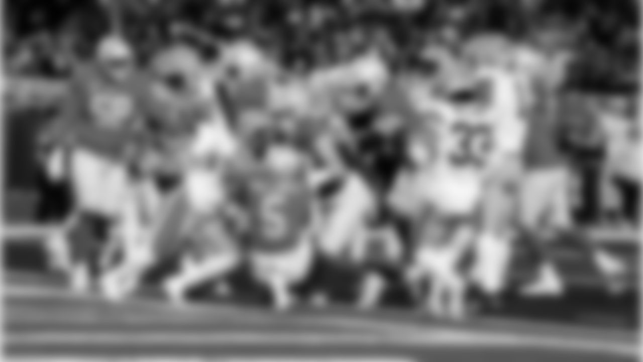 Detroit Lions running back David Montgomery (5) scores a touchdown during an NFL football game against the Green Bay Packers on Thursday, Nov. 27, 2025 in Detroit. (Jeff Nguyen/Detroit Lions via AP)