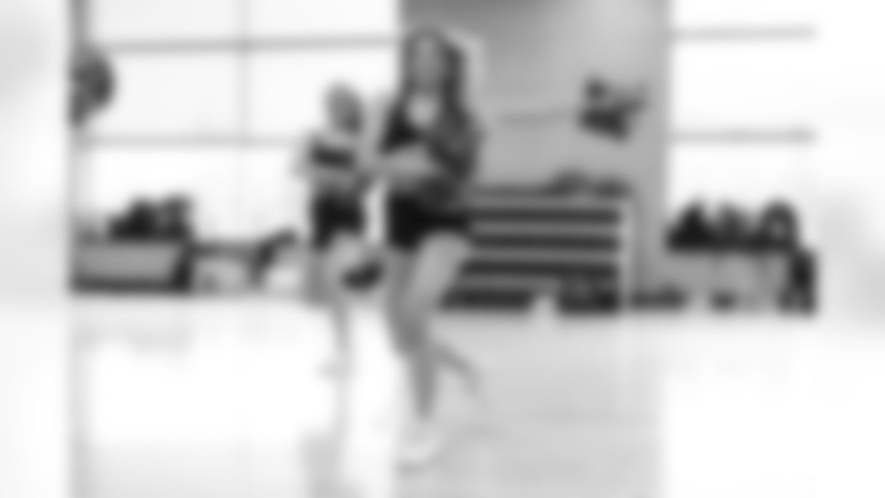 Contestants perform during the Detroit Lions Cheerleaders final look auditions at Lifetime Fitness on May 12, 2025 in Bloomfield Hills, Mich. (Mike Ferdinande/Detroit Lions)