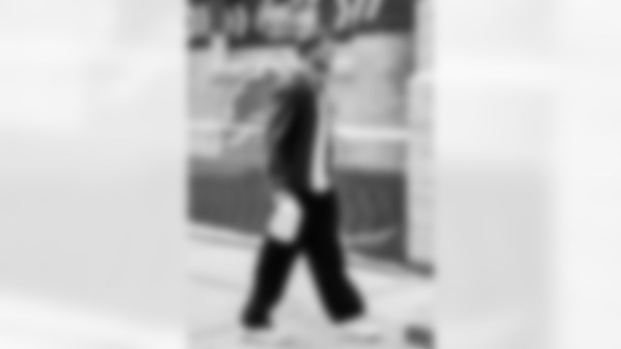 Detroit Lions edge rusher Aidan Hutchinson (97) arrives to an NFL football game against the Pittsburgh Steelers on Sunday, Dec. 21, 2025 in Detroit. (Jeff Nguyen/Detroit Lions via AP)