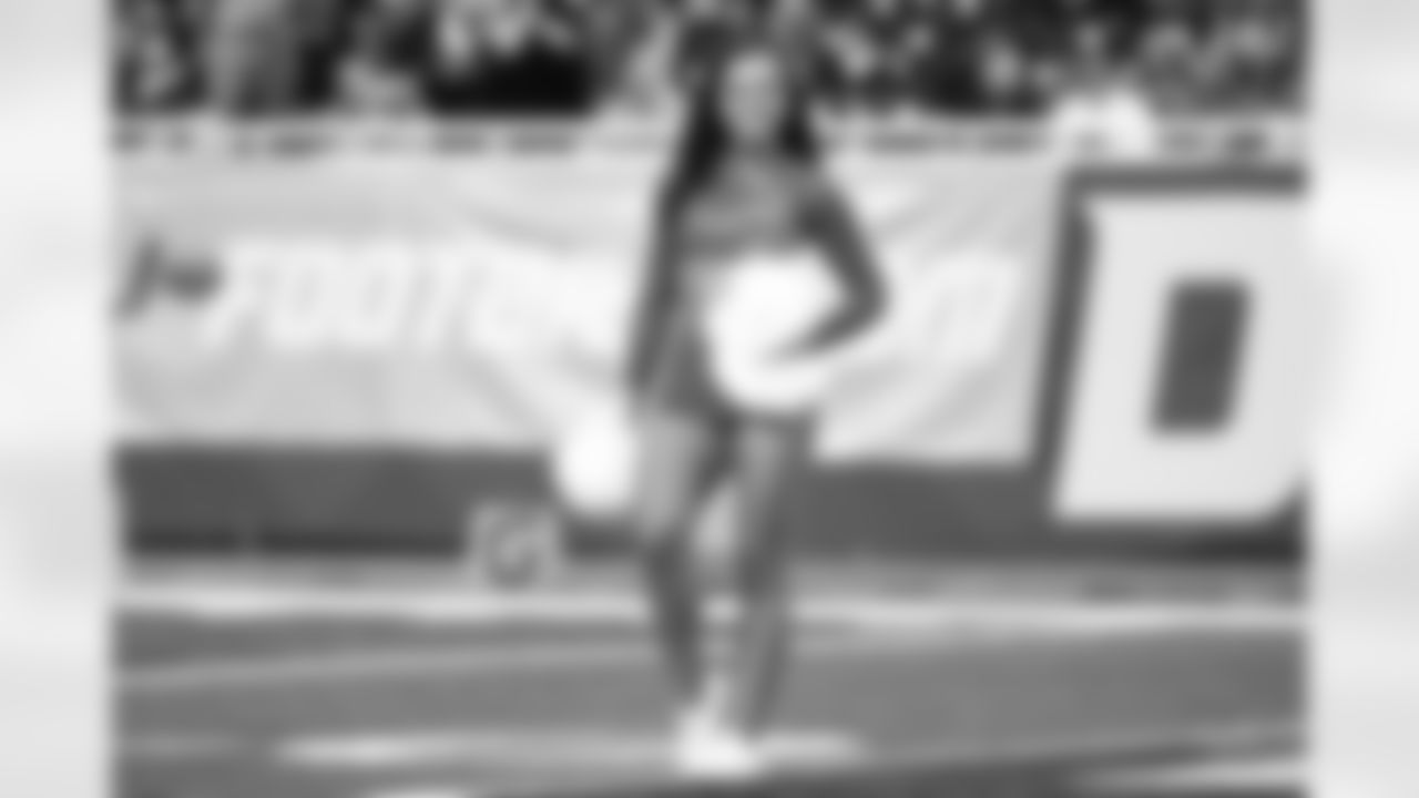Detroit Lions Cheerleaders perform before an NFL football game against the Miami Dolphins on Saturday, Aug. 16, 2025 in Detroit. (Mike Ferdinande/Detroit Lions)