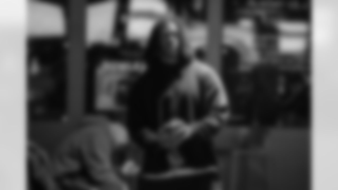 Detroit Lions running back Jahmyr Gibbs (0) during a Strike for Literacy event at Five Iron Golf on Nov. 3, 2025 in Detroit.(Carl Jones II/Detroit Lions)