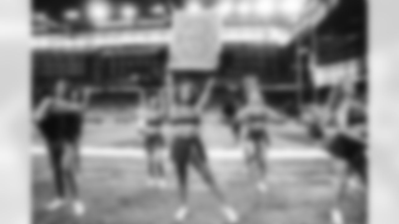 Detroit Lions Cheerleaders during an NFL football game against the New York Giants on Sunday, Nov. 23, 2025 in Detroit. (Stephanie VanWagoner/Detroit Lions)