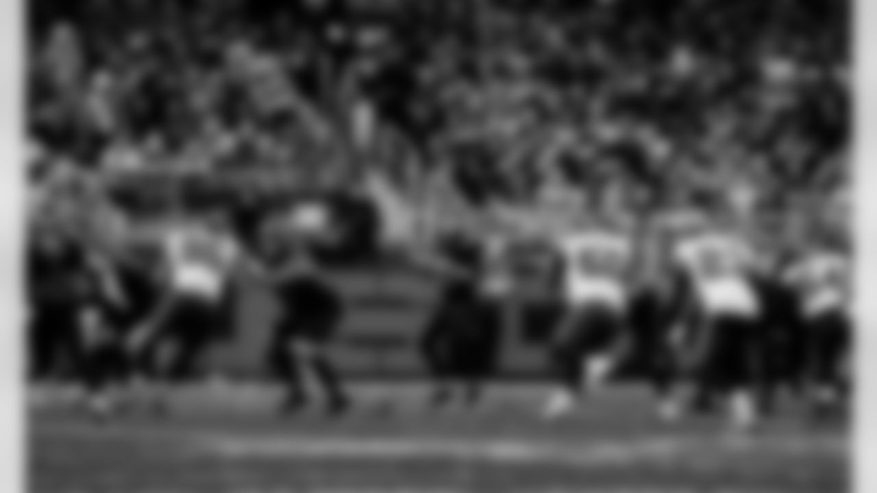 Detroit Lions tackle Penei Sewell (58), Detroit Lions offensive lineman Tate Ratledge (69), Detroit Lions quarterback Jared Goff (16), and Detroit Lions offensive lineman Graham Glasgow (60) during an NFL football game against the Tampa Bay Buccaneers on Monday, Oct. 20, 2025 in Detroit. (Jeff Nguyen/Detroit Lions via AP)