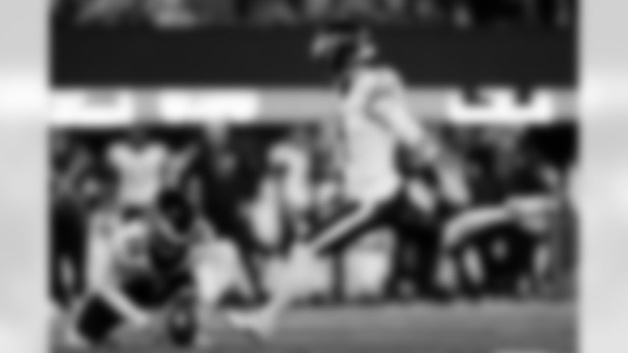 K Jake Elliott

(AP Photo/Adam Hunger)