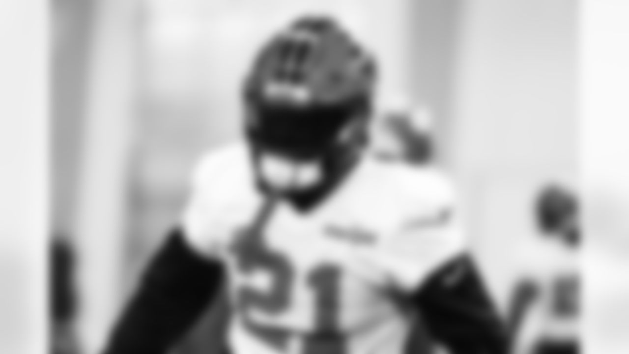 Detroit Lions cornerback Amik Robertson (21) during practice at the Meijer Performance Center on Nov. 20, 2025 in Allen Park, Mich. (Jeff Nguyen/Detroit Lions)