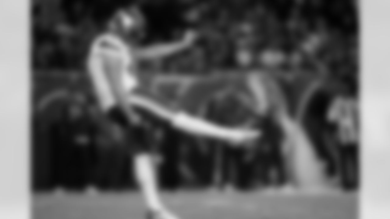 P/H Ryan Wright
(AP Photo/Todd Rosenberg)