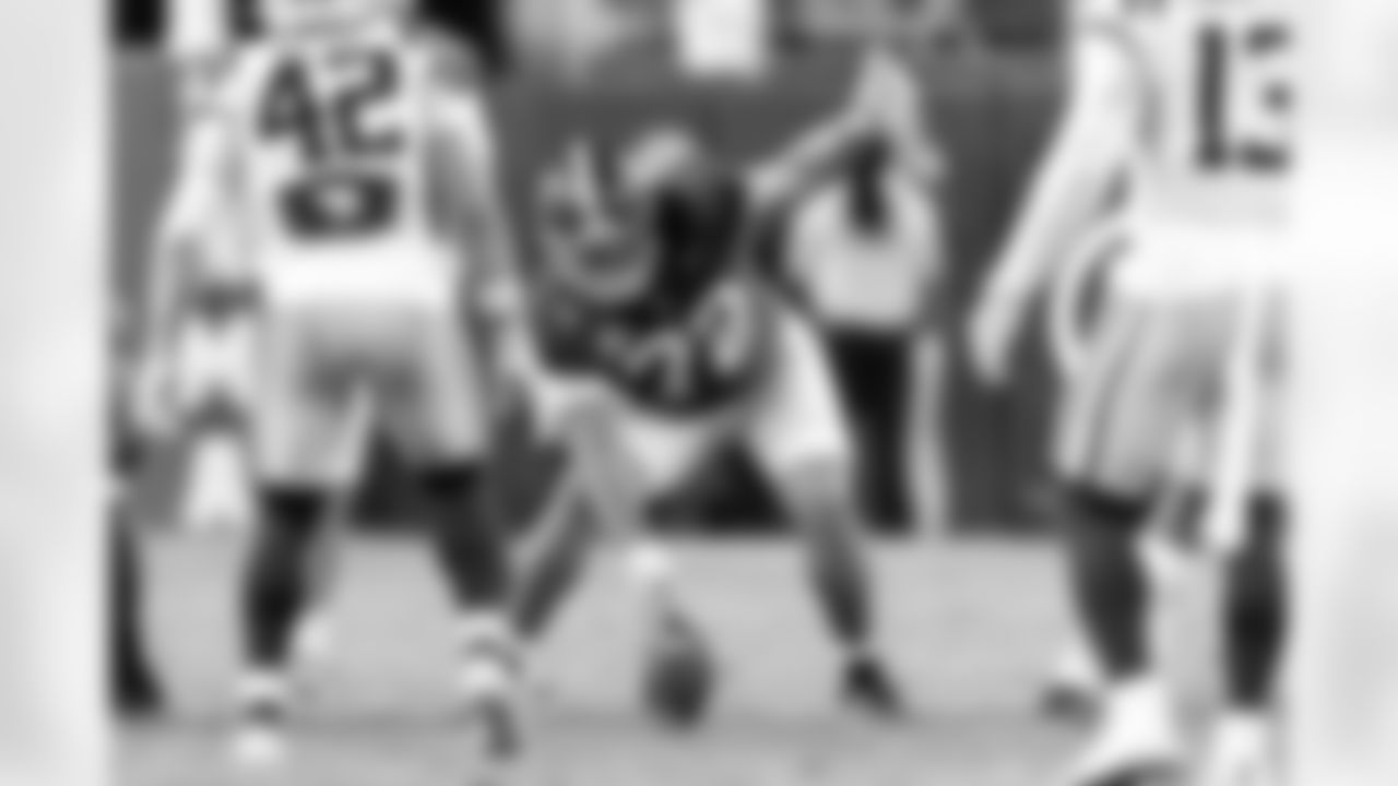 Alabama OL Parker Brailsford (72)