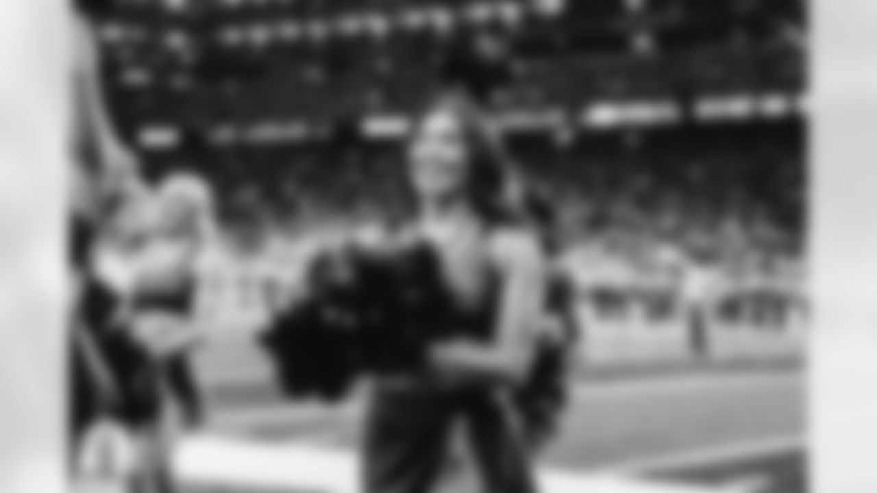 Detroit Lions Cheerleaders during an NFL football game against the New York Giants on Sunday, Nov. 23, 2025 in Detroit. (Stephanie VanWagoner/Detroit Lions)