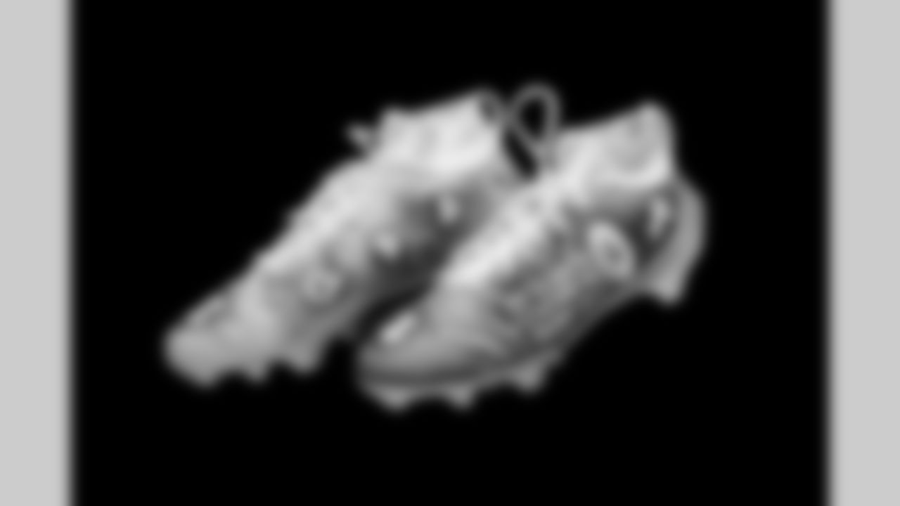 Cleats belonging to Detroit Lions tight end Shane Zylstra (84) photographed at the Meijer Performance Center on Nov. 12, 2025 in Allen Park, Mich. (Jeff Nguyen/Detroit Lions)