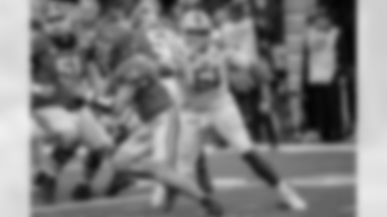 Mississippi DL Zxavian Harris (51)