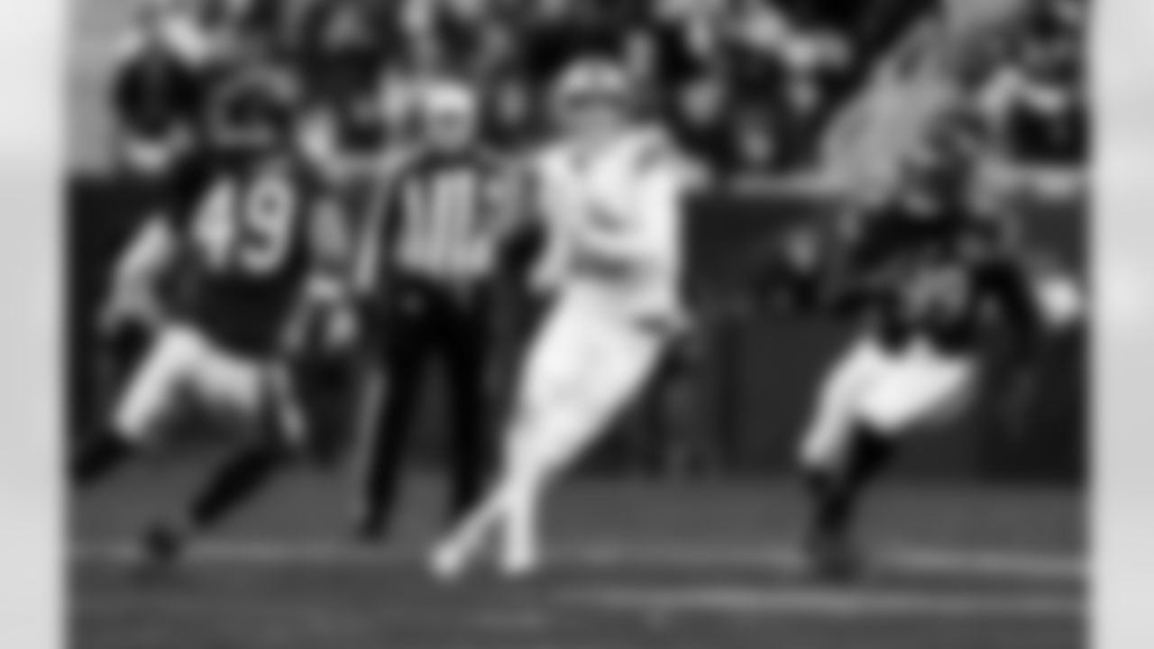 Detroit Lions quarterback Jared Goff (16) during an NFL football game against the Chicago Bears on Sunday, Jan. 4, 2026 in Chicago. (Jeff Nguyen/Detroit Lions via AP)