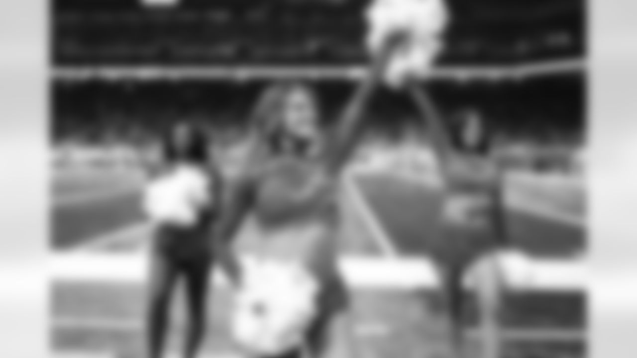 Detroit Lions Cheerleaders perform during an NFL football game against the Miami Dolphins on Saturday, Aug. 16, 2025 in Detroit. (Mike Ferdinande/Detroit Lions)