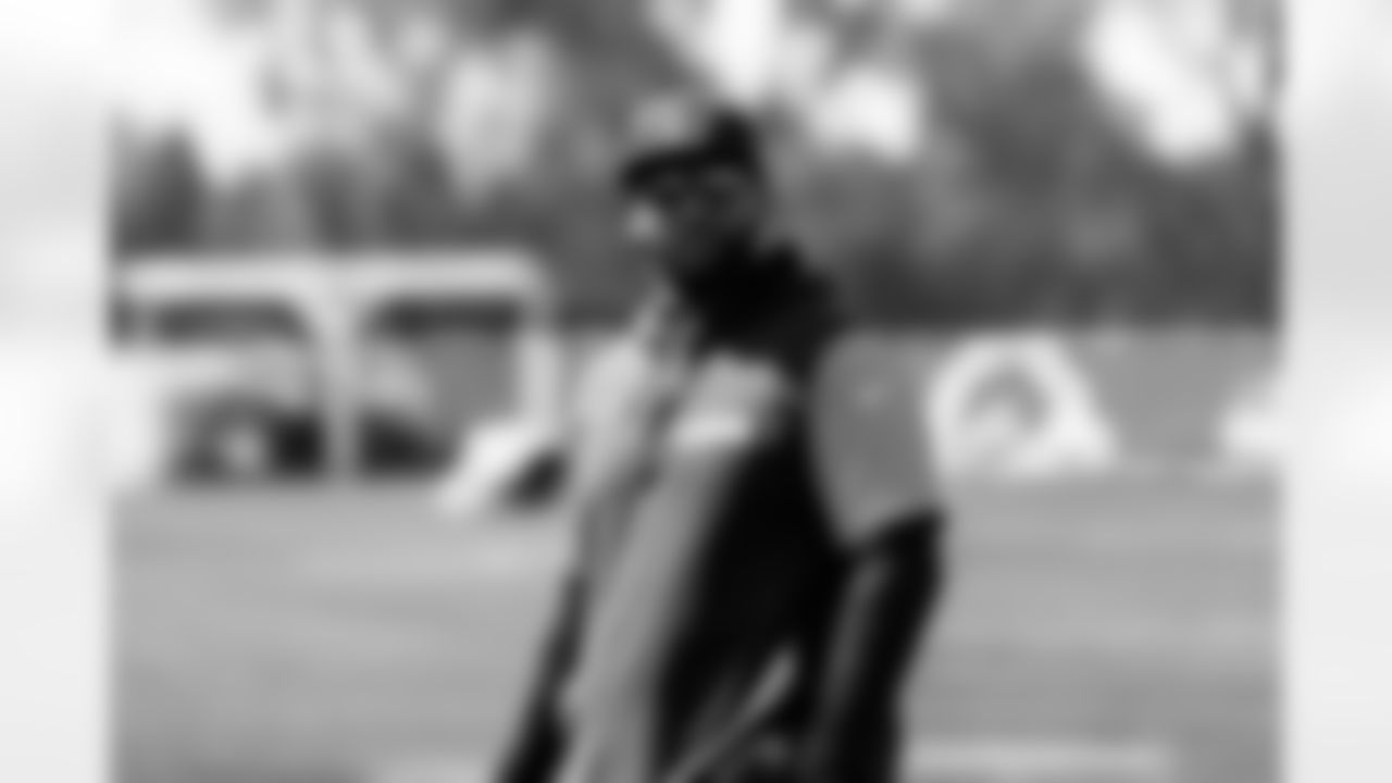 Detroit Lions defensive coordinator Kelvin Sheppard during offseason workouts at the Meijer Performance Center on May 12, 2025 in Allen Park, Mich. (Jeff Nguyen/Detroit Lions)