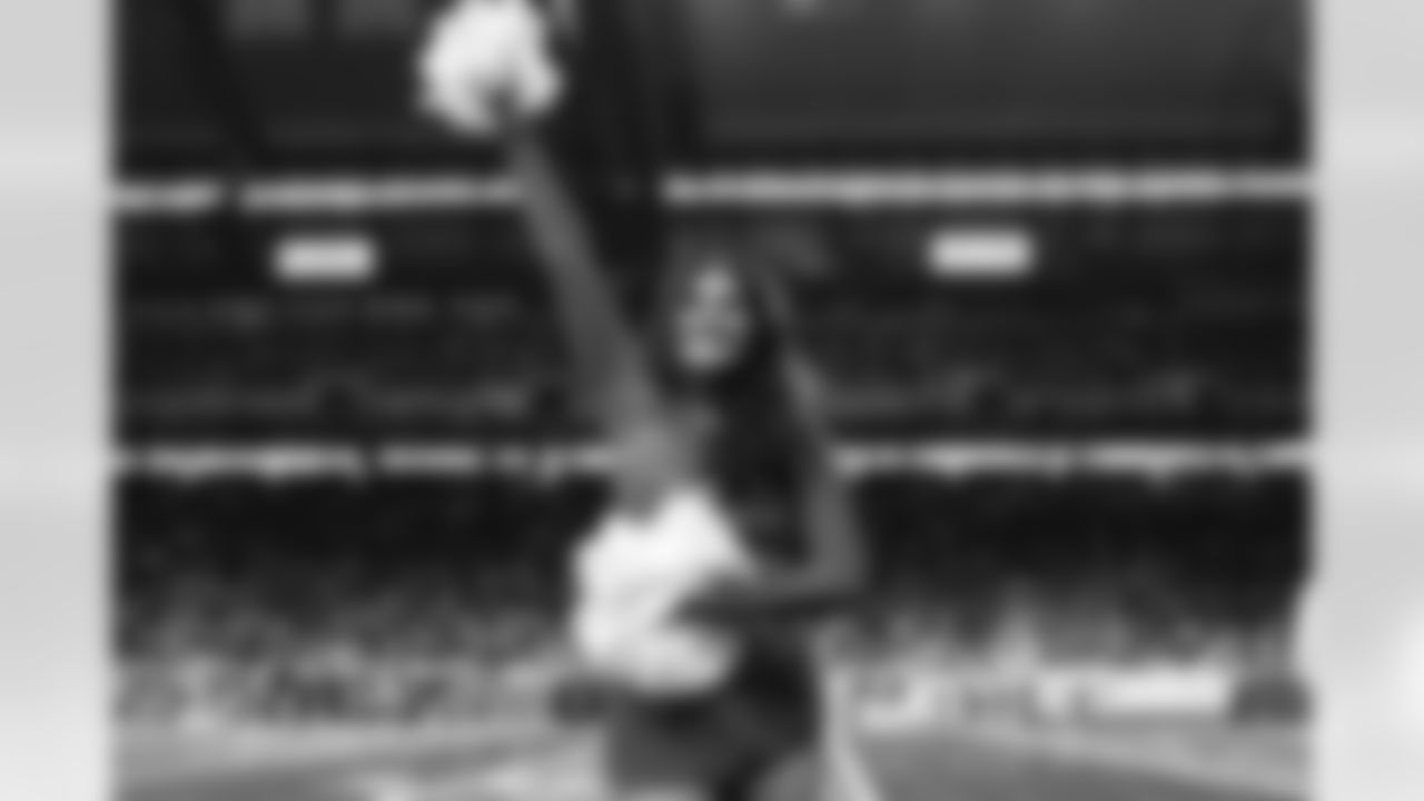 Detroit Lions Cheerleaders perform during an NFL football game against the Miami Dolphins on Saturday, Aug. 16, 2025 in Detroit. (Mike Ferdinande/Detroit Lions)