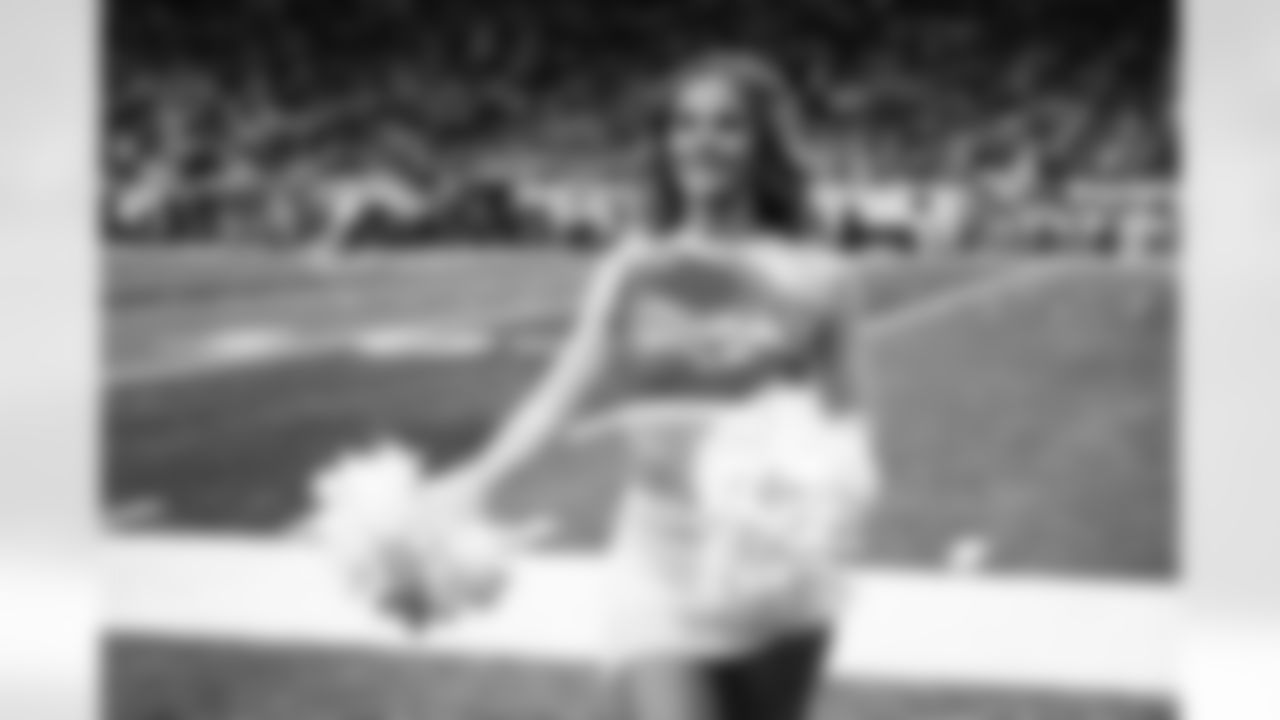 Detroit Lions Cheerleaders perform during an NFL football game against the Dallas Cowboys on Thursday, Dec. 4, 2025 in Detroit. (Mike Ferdinande/Detroit Lions)