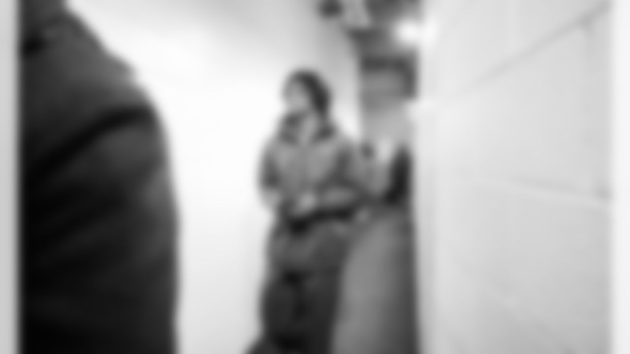 Detroit Lions wide receiver Jameson Williams (1) arrives to an NFL football game against the Chicago Bears on Sunday, Jan. 4, 2026 in Chicago. (Jeff Nguyen/Detroit Lions via AP)