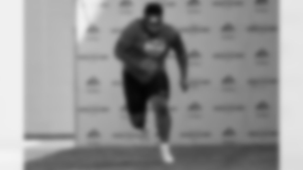 Ohio State's Tyleik Williams runs the 40-yard dash during the school's NFL football pro day, Wednesday, March 26, 2025, in Columbus, Ohio. (AP Photo/Sue Ogrocki)