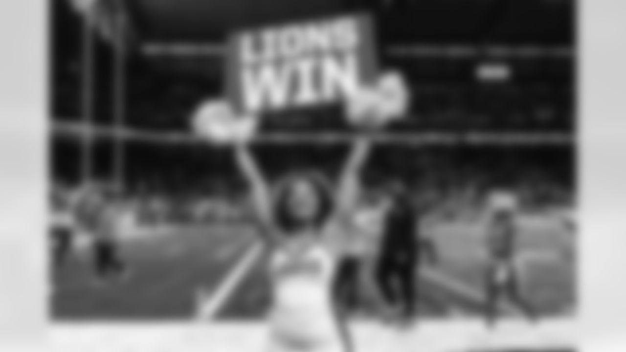 Detroit Lions Cheerleaders perform during a NFL football game against the Chicago Bears on November 19, 2023 in Detroit. (Mike Ferdinande/Detroit Lions)