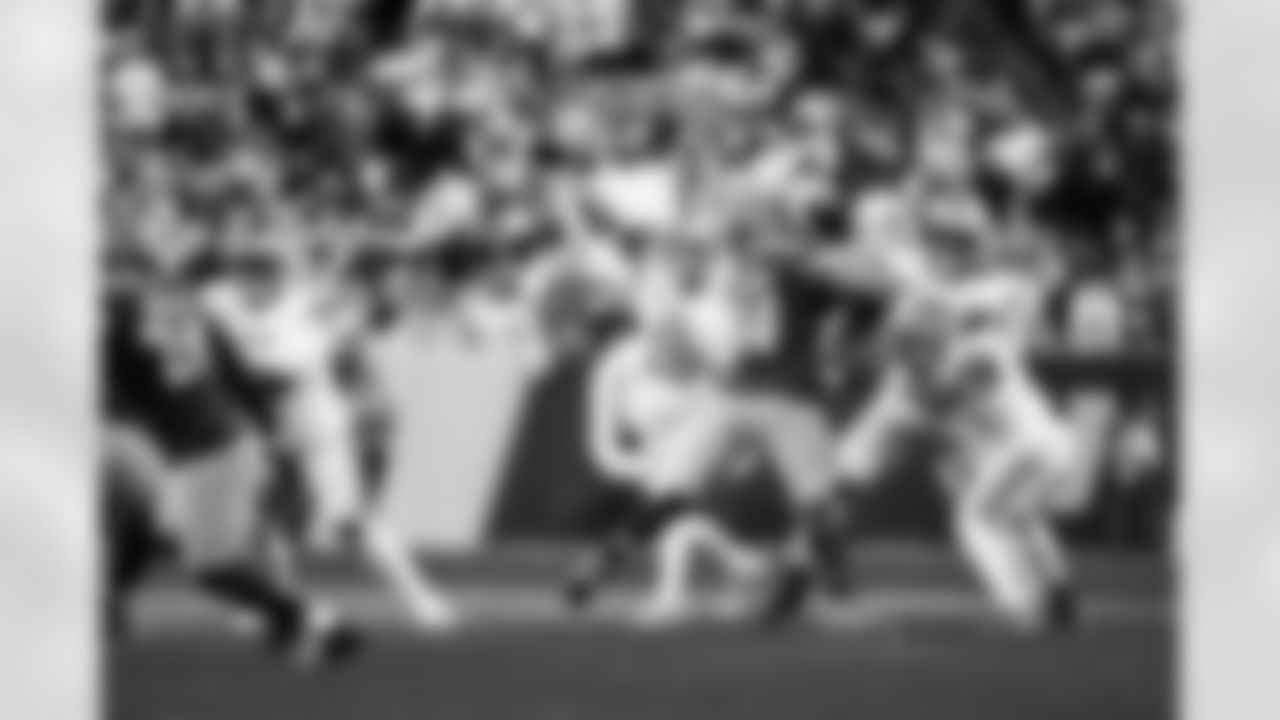 Detroit Lions tackle Penei Sewell (58), Detroit Lions quarterback Jared Goff (16), and Detroit Lions offensive lineman Tate Ratledge (69) during an NFL football game against the Washington Commanders on Sunday, Nov. 9, 2025 in Landover, Md. (Jeff Nguyen/Detroit Lions via AP)