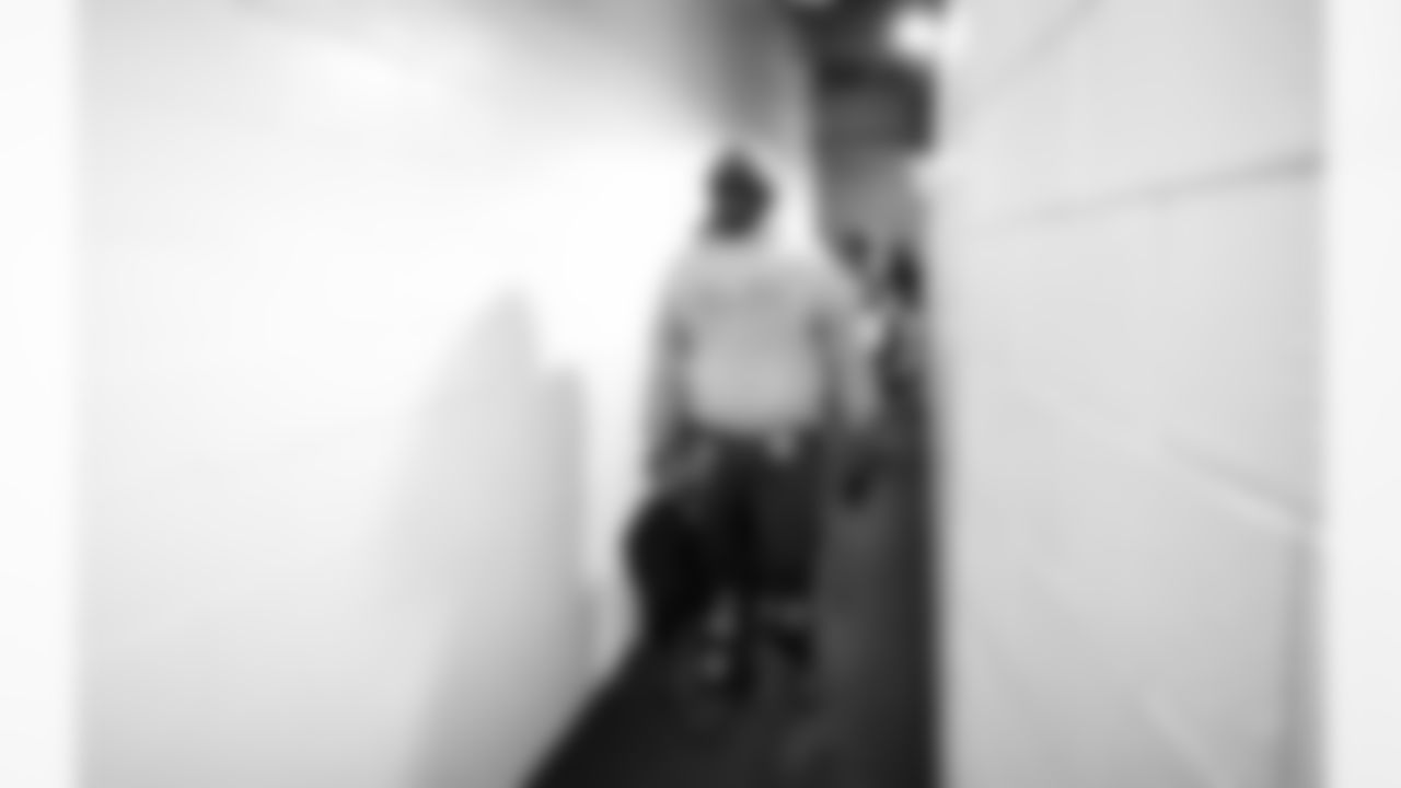 Detroit Lions defensive lineman DJ Reader (98) arrives to an NFL football game against the Chicago Bears on Sunday, Jan. 4, 2026 in Chicago. (Jeff Nguyen/Detroit Lions via AP)