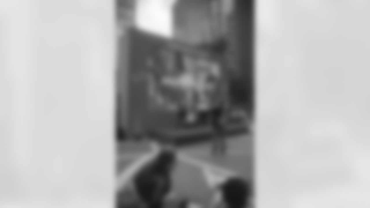 Fans attend a Thanksgiving game watch party on Thursday, Nov. 27, 2025 in São Paulo, Brasil. (Gabriel Alacette/Detroit Lions via AP)