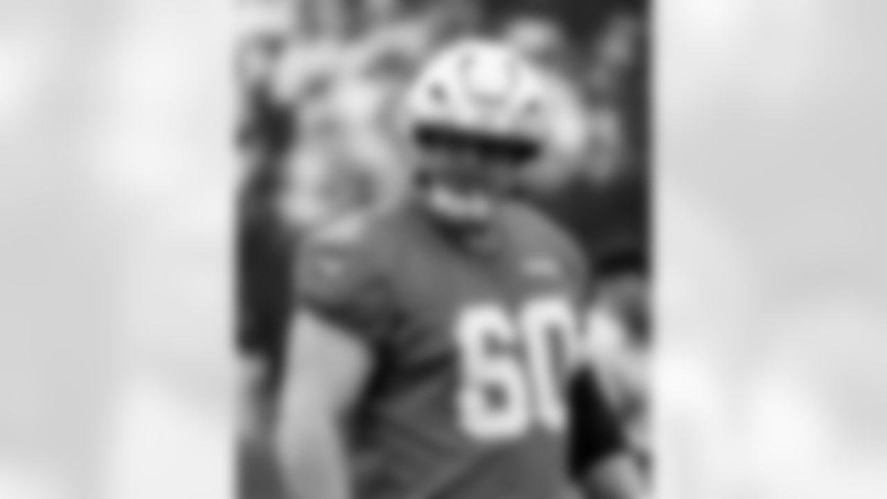 Detroit Lions offensive lineman Graham Glasgow (60) during OTAs at the Meijer Performance Center on May 28, 2025 in Allen Park, Mich. (Jeff Nguyen/Detroit Lions)