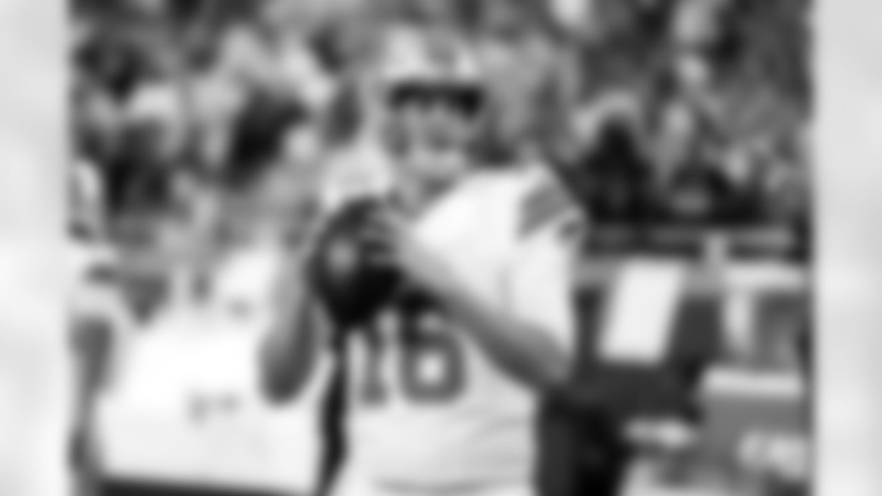 Detroit Lions quarterback Jared Goff (16) before an NFL football game against the Kansas City Chiefs on Sunday, Oct. 12, 2025 in Kansas City, MO. (Jeff Nguyen/Detroit Lions via AP)