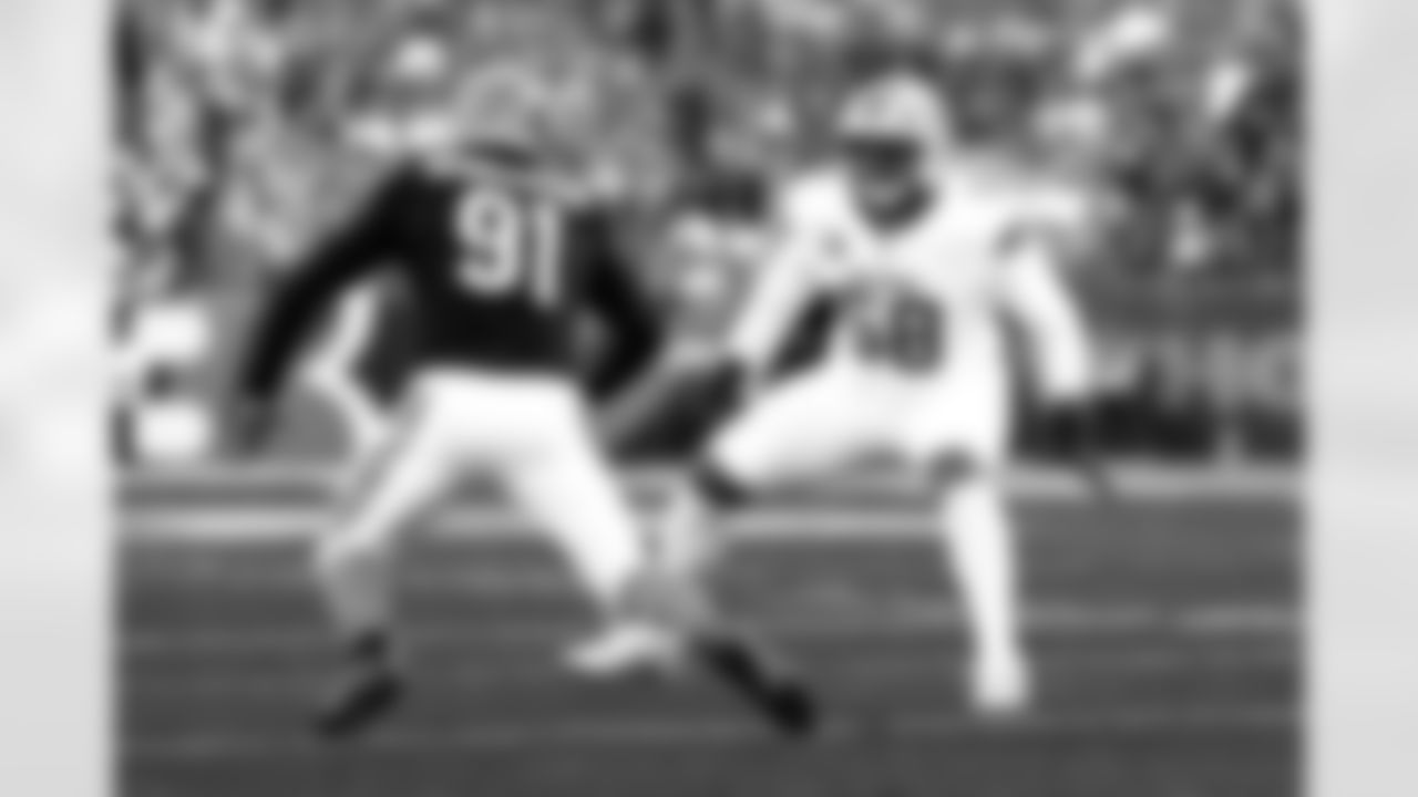 Detroit Lions tackle Penei Sewell (58) during an NFL football game against the Cincinnati Bengals on Sunday, Oct. 5, 2025 in Cincinnati. (Jeff Nguyen/Detroit Lions via AP)