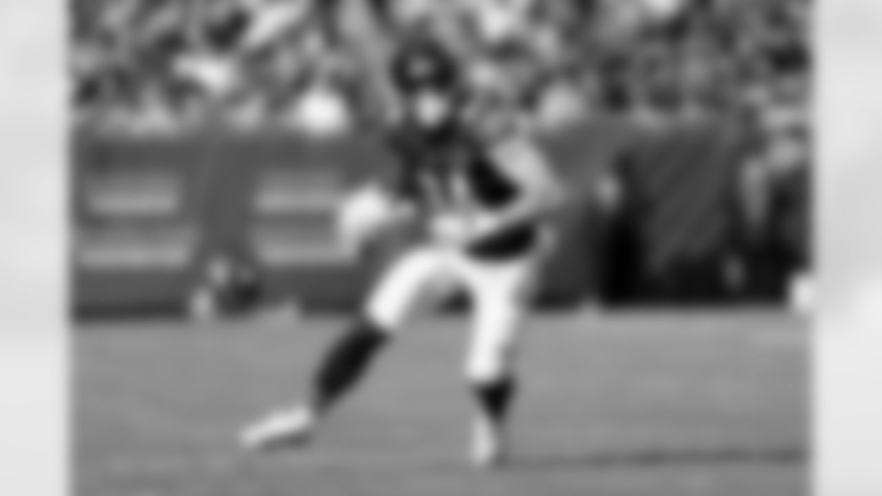 TE Colston Loveland

(AP Photo/Kamil Krzaczynski)