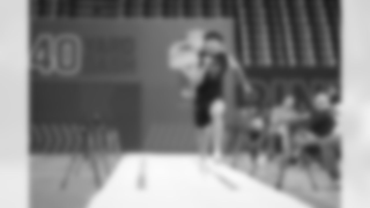 Arkansas wide receiver Isaac TeSlaa runs the 40-yard dash at the NFL football scouting combine in Indianapolis, Saturday, March 1, 2025. (AP Photo/Michael Conroy)