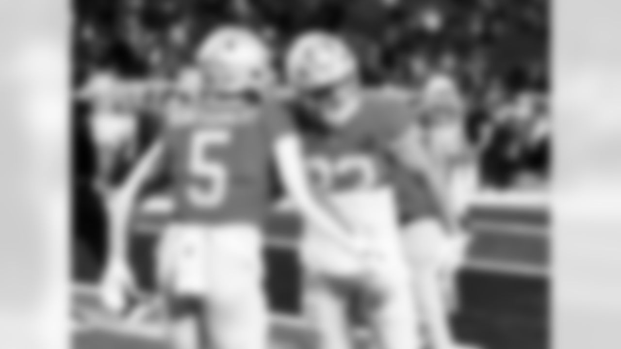 Detroit Lions running back David Montgomery (5) and Detroit Lions running back Sione Vaki (33) before an NFL football game against the Green Bay Packers on Thursday, Nov. 27, 2025 in Detroit. (Jeff Nguyen/Detroit Lions via AP)