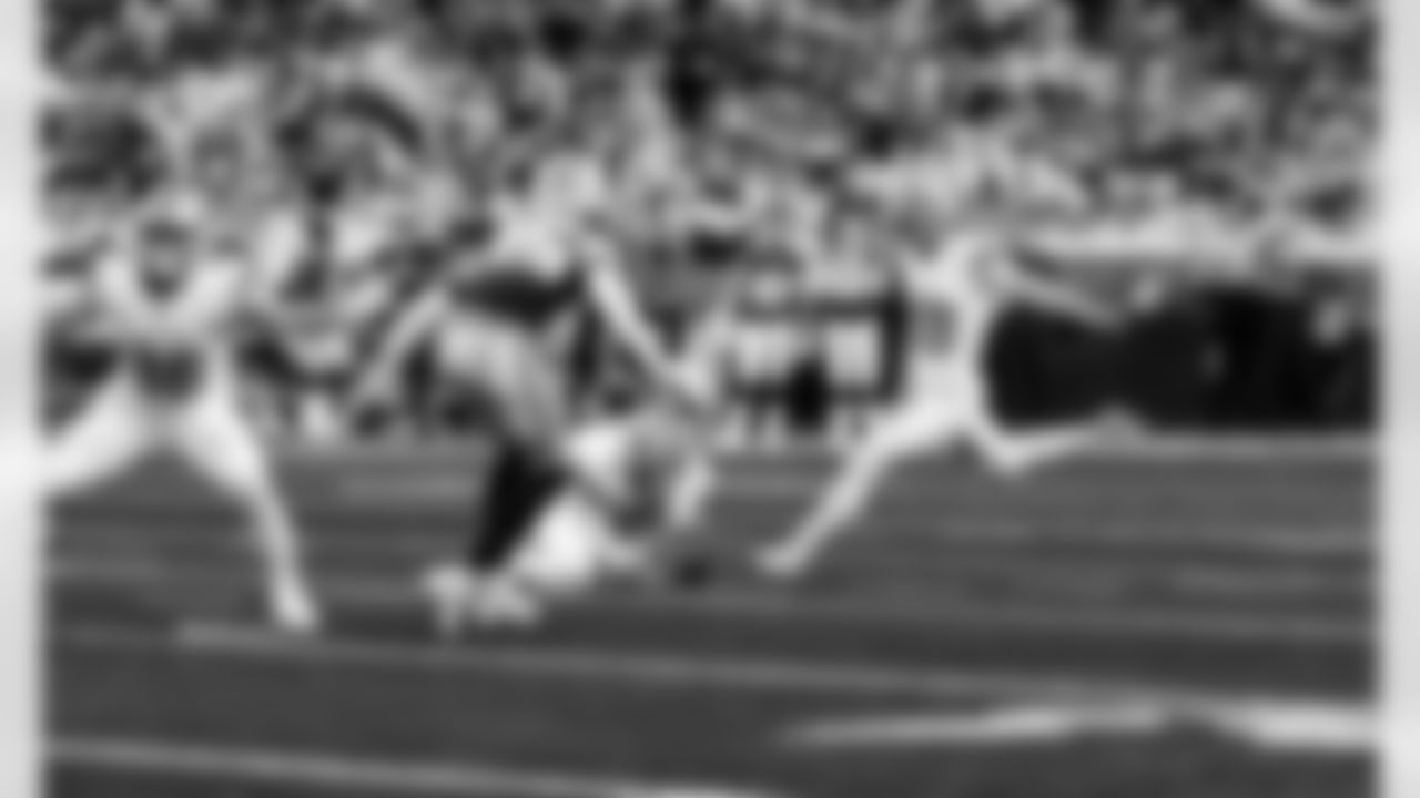 Detroit Lions punter Jack Fox (3) and Detroit Lions kicker Jake Bates (39) during an NFL football game against the Dallas Cowboys on Thursday, Dec. 4, 2025 in Detroit. (Jeff Nguyen/Detroit Lions via AP)