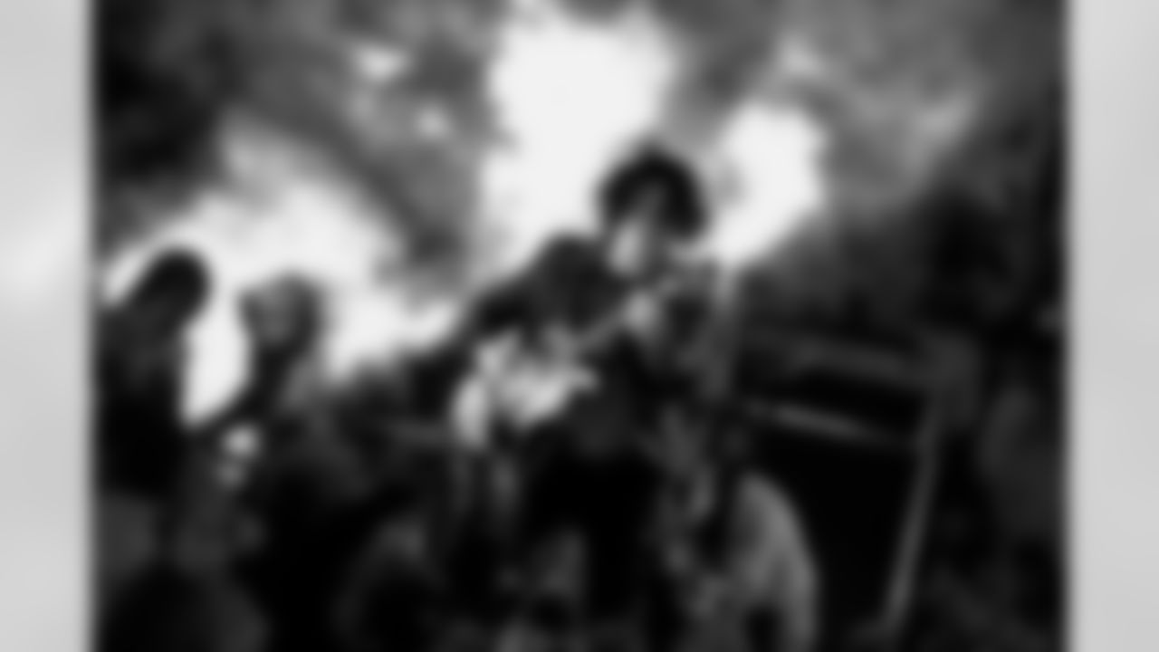 Jack White performs during the Thanksgiving Halftime Show powered by Verizon during an NFL football game against the Green Bay Packers on Thursday, Nov. 27, 2025 in Detroit. (Jeff Nguyen/Detroit Lions via AP)