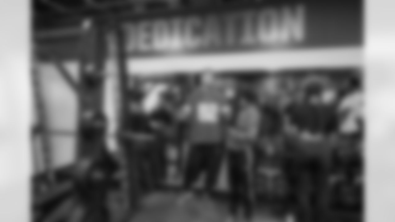 Lions Legend Eric Stocz (82) works with students during a Health and Wellness room reveal during a Count Day activation event at Detroit Lions Academy on Feb. 11, 2026 in Detroit. (Carl Jones II/Detroit Lions)