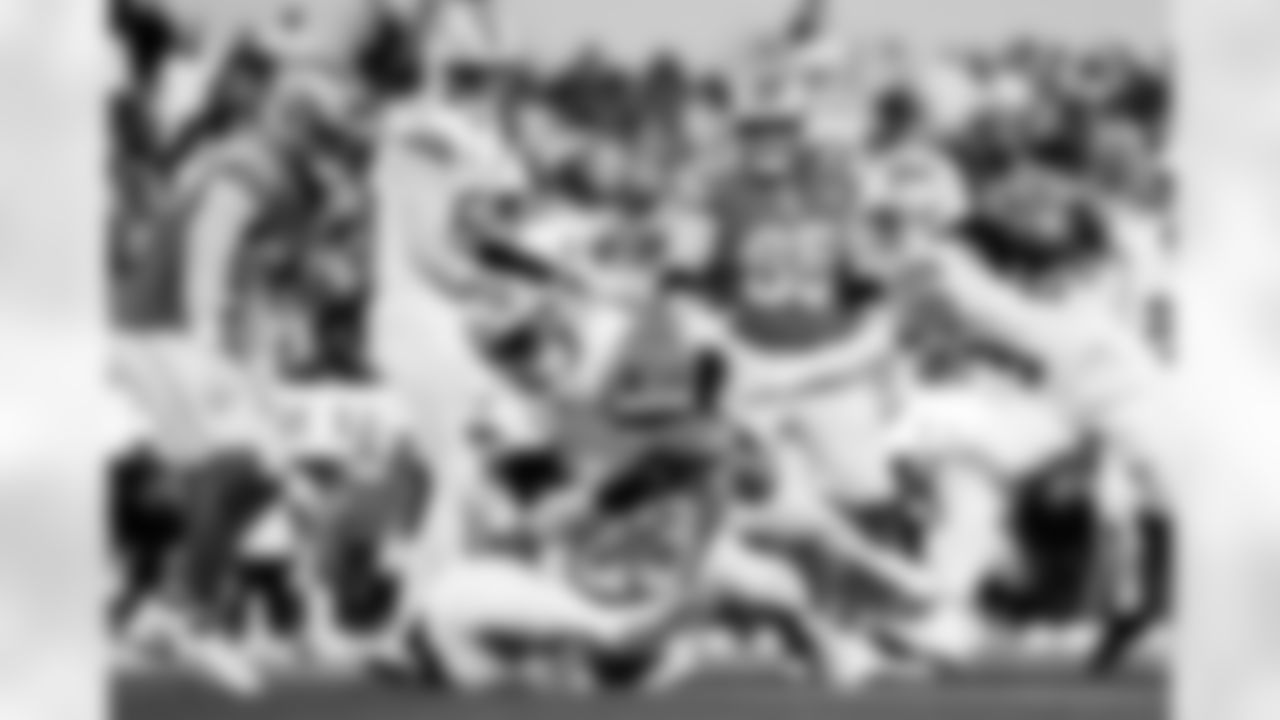 Detroit Lions linebacker Alex Anzalone (34) during an NFL football game against the Los Angeles Rams on Sunday, Dec. 14, 2025 in Inglewood, Calif. (Jeff Nguyen/Detroit Lions via AP)