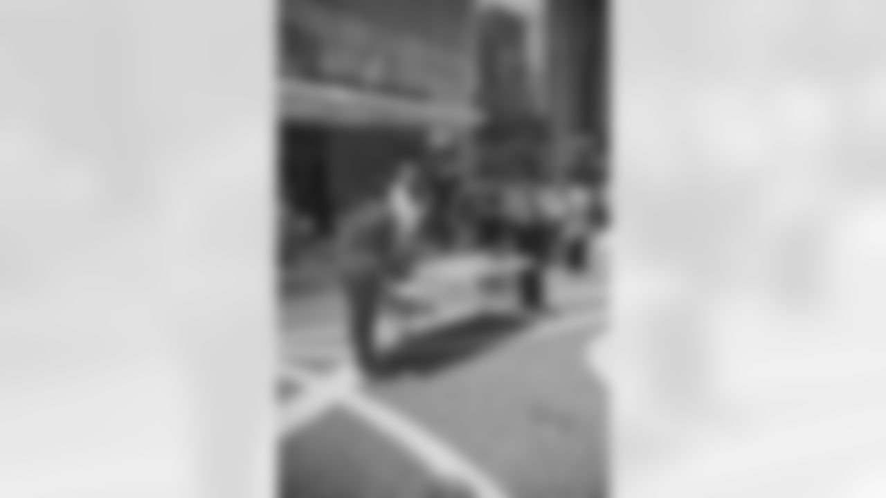 Fans attend a Thanksgiving game watch party on Thursday, Nov. 27, 2025 in São Paulo, Brasil. (Gabriel Alacette/Detroit Lions via AP)