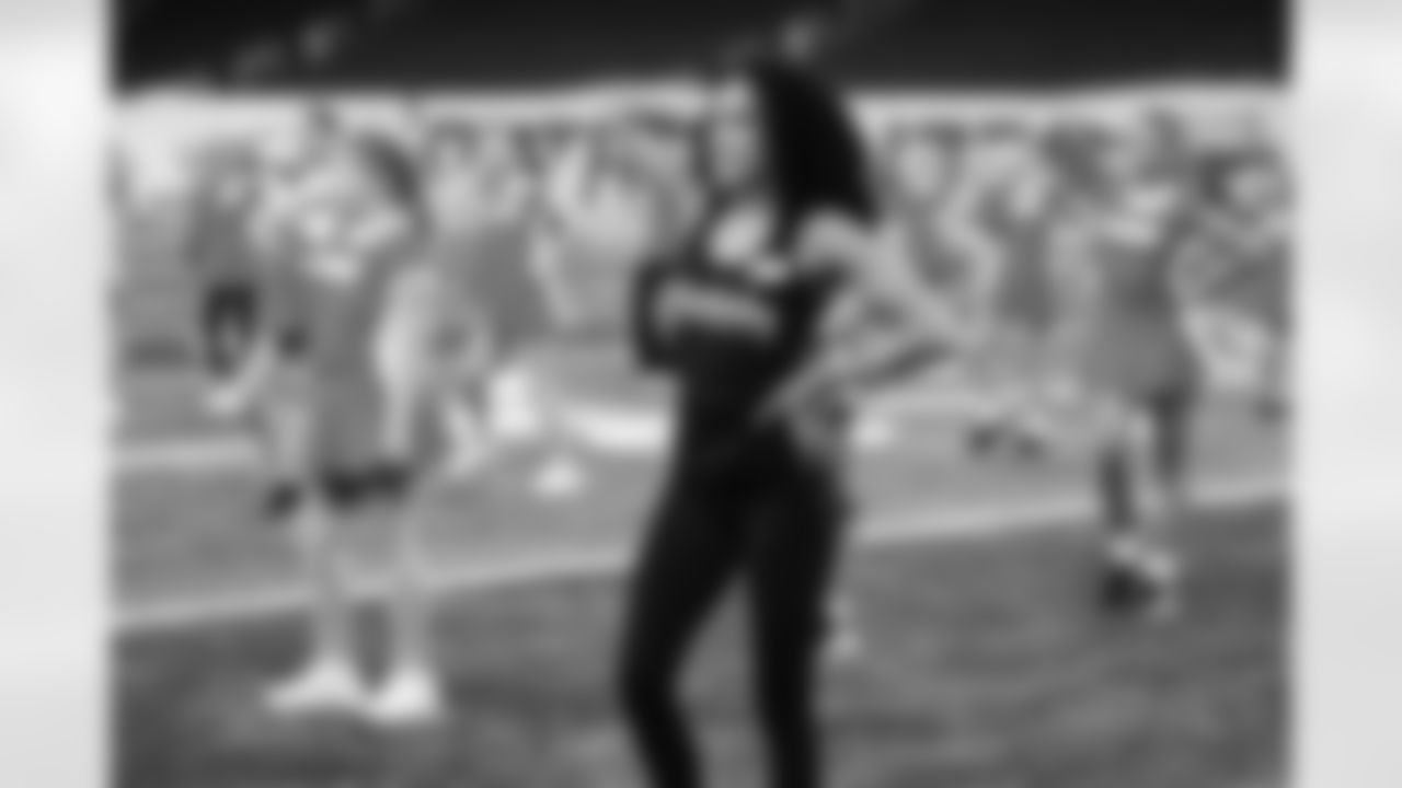 Participants during the junior cheer clinic at Ford Field on Dec. 7, 2025 in Detroit. (Mike Ferdinande/Detroit Lions)