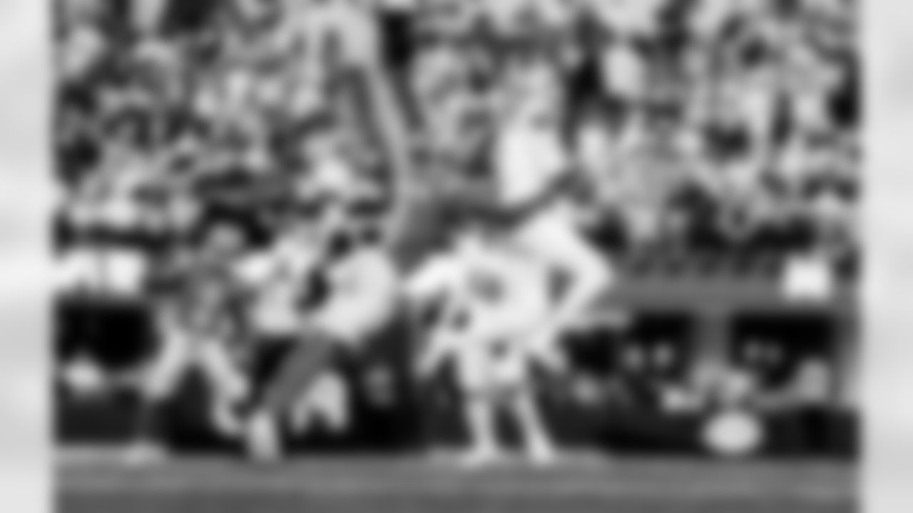 Detroit Lions wide receiver Jameson Williams (1) during an NFL football game against the Los Angeles Rams on Sunday, Dec. 14, 2025 in Inglewood, Calif. (Jeff Nguyen/Detroit Lions via AP)