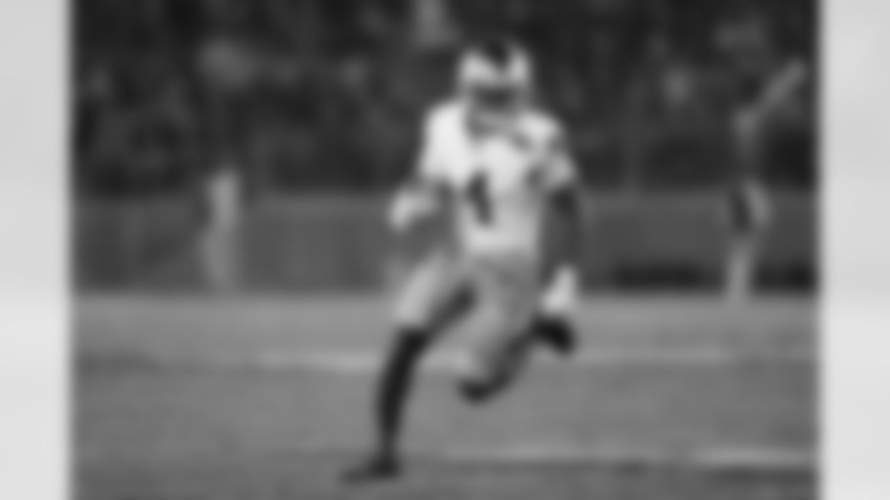 Notre Dame RB Jeremiyah Love (4)