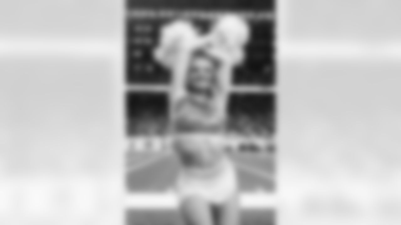 Detroit Lions Cheerleaders perform during an NFL football game against the Dallas Cowboys on Thursday, Dec. 4, 2025 in Detroit. (Mike Ferdinande/Detroit Lions)