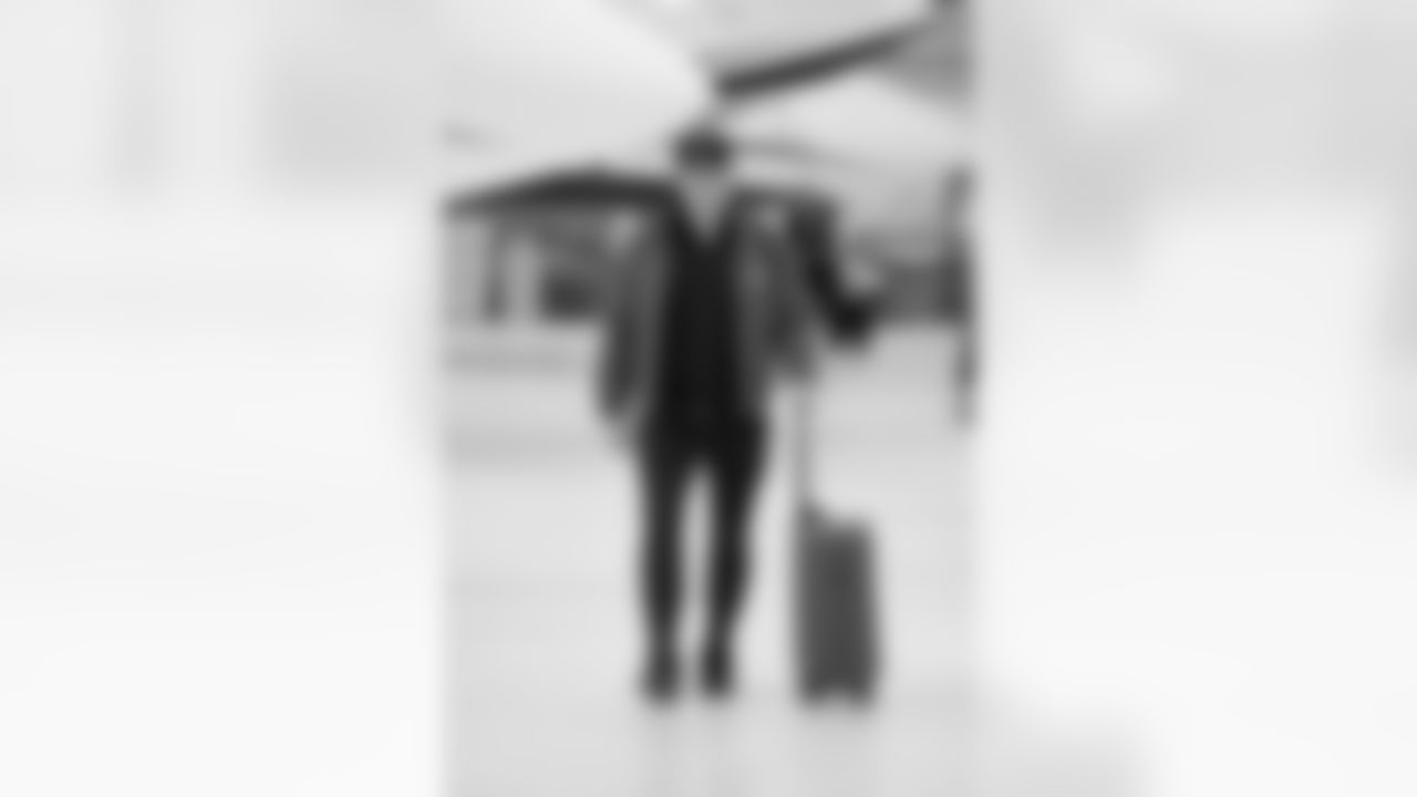 Detroit Lions wide receiver Tom Kennedy (85) travels to Los Angeles on Nov. 13, 2025. (Jeff Nguyen/Detroit Lions via AP)